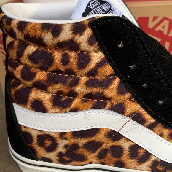 VANS SK8-HI LEOPARD BLACK/TRUE WHITE WMNS - Picture 5 of 16